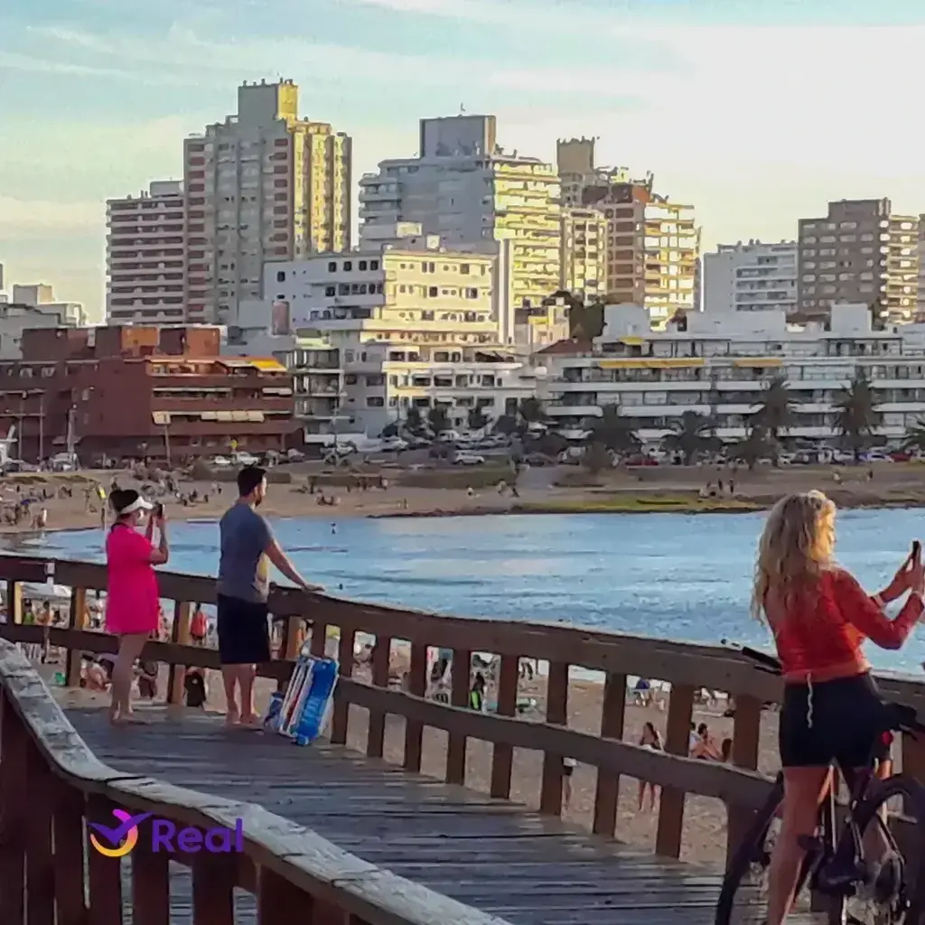 imagem capa do post Punta del Este: Guia Completo com Praias, Dicas e Roteiro