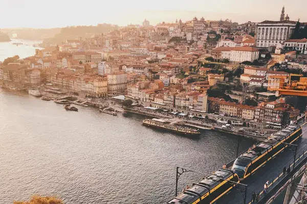 imagem capa do post Mapa de Portugal: 12 regiões turísticas para conhecer!