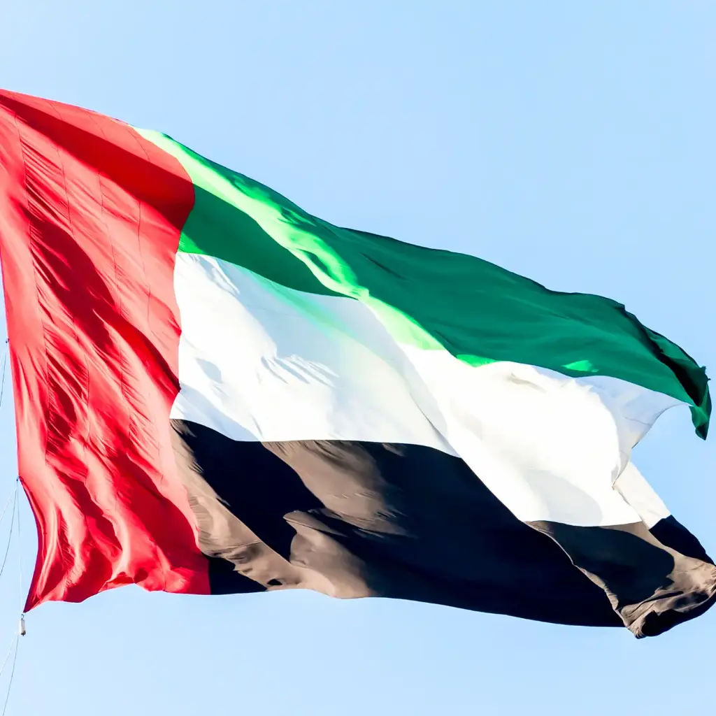 imagem capa do post [LISTA] 10 Passeios Imperdíveis nos Emirados Árabes 