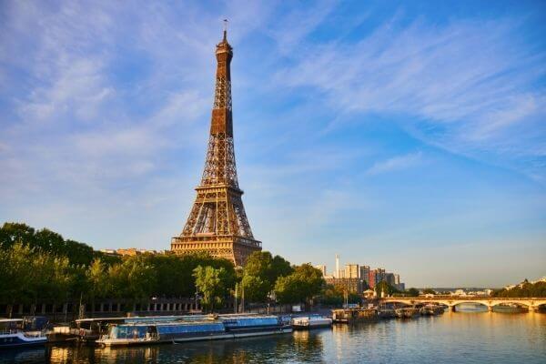 Torre Eiffel em Paris
