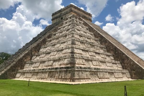 Pirâmide em Yucatan, Mexico
