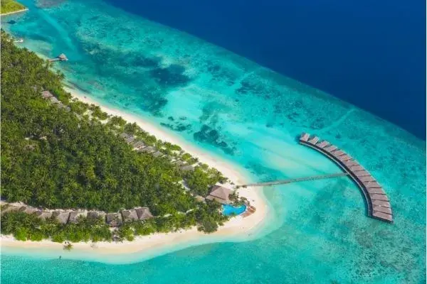 Ilha tropical nas Maldivas