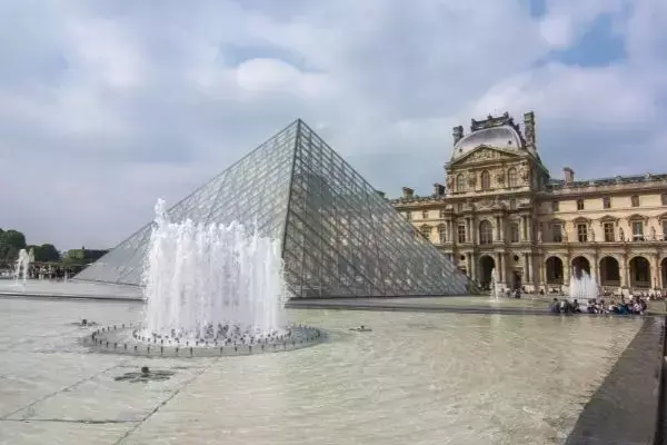 Museu do Louvre, Paris, França