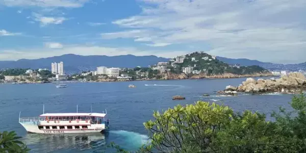 barco em acapulco