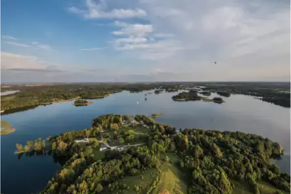 Belezas naturais do Parque nacional Trakai, na Lituânia