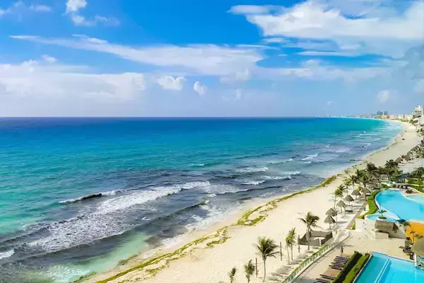 Foto de uma das praias de Cancún, no México.