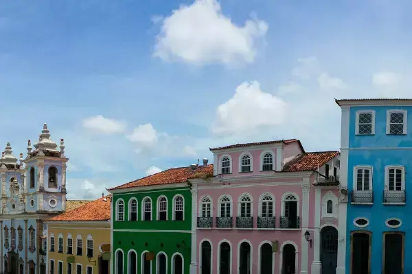 Prédios coloridos e históricos do Pelourinho, Salvador, Bahia