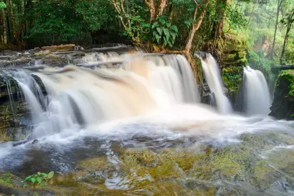Cachoeira na cidade de Presidente Figueiredo