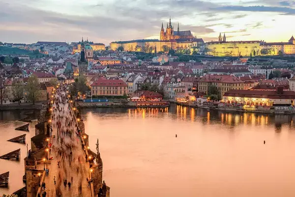 Vista aérea de Praga, capital da República Tcheca.