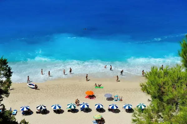 Praia em Lêucade, Grécia