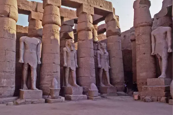 O Templo de Karnak, na cidade de Luxor
