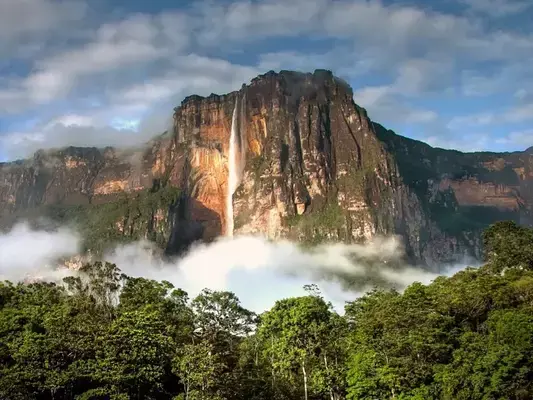 Cachoeira Salto Ángel, na Venezuela