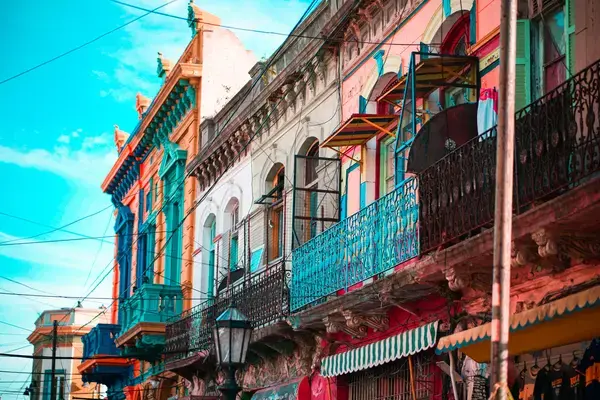 Casas coloridas em Caminito, Buenos Aires, Argentina