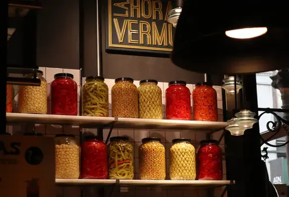 Alimentos no Mercado de San Miguel, Madrid, Espanha