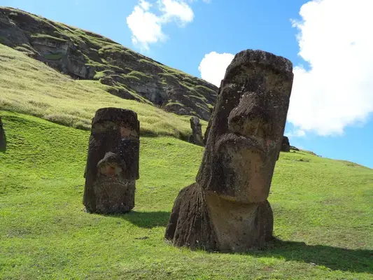 Moai na Ilha de Páscoa, Chile