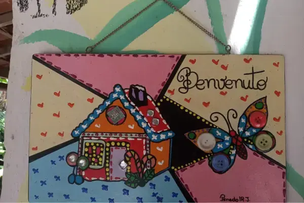 Placa na Casinha Benvenuto em Boipeba, Bahia