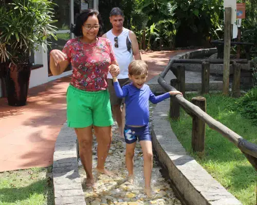 João e família no SESC Bertioga