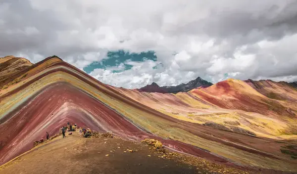 Rainbow Mountain no Peru (Fonte Unsplash)