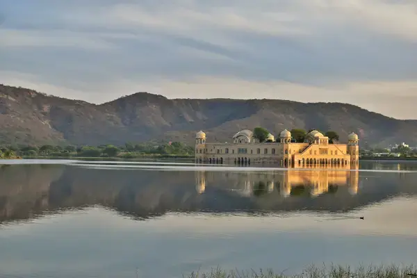 Templo em Jaipur, na Índia, Fonte: Unsplash