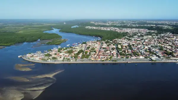 Vista aérea de Porto Seguro na Bahia (Fonte: Unsplash)
