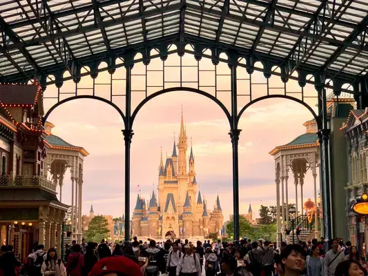Disney Japão (Fonte: Unsplash)