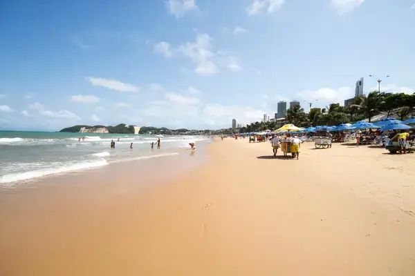 Praia em Natal, Rio Grande do Norte (Fonte: Unsplash)