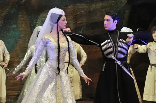 el-extraordinario-baile-tradicional-de-georgia