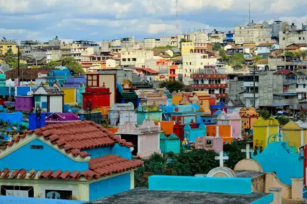 imagem de casinhas coloridas de guatemala