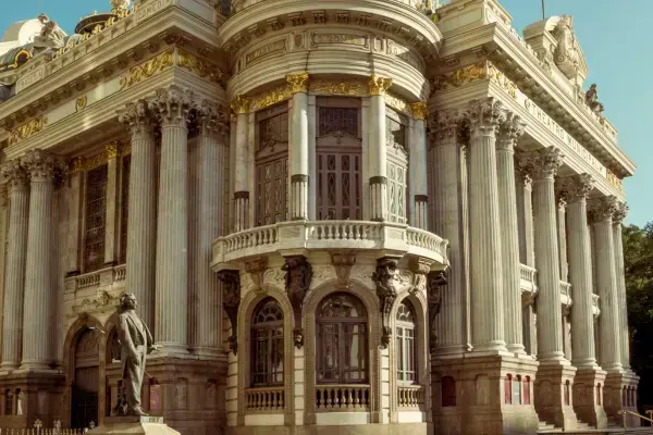 Detalhes do prédio do Theatro Municipal no Rio de Janeiro