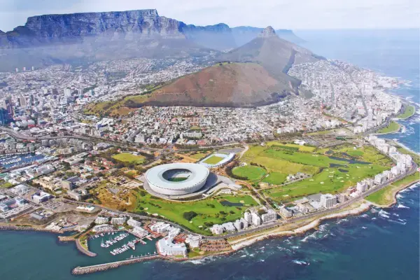 Imagem aérea da capital da África do Sul (Fonte: Canva)
