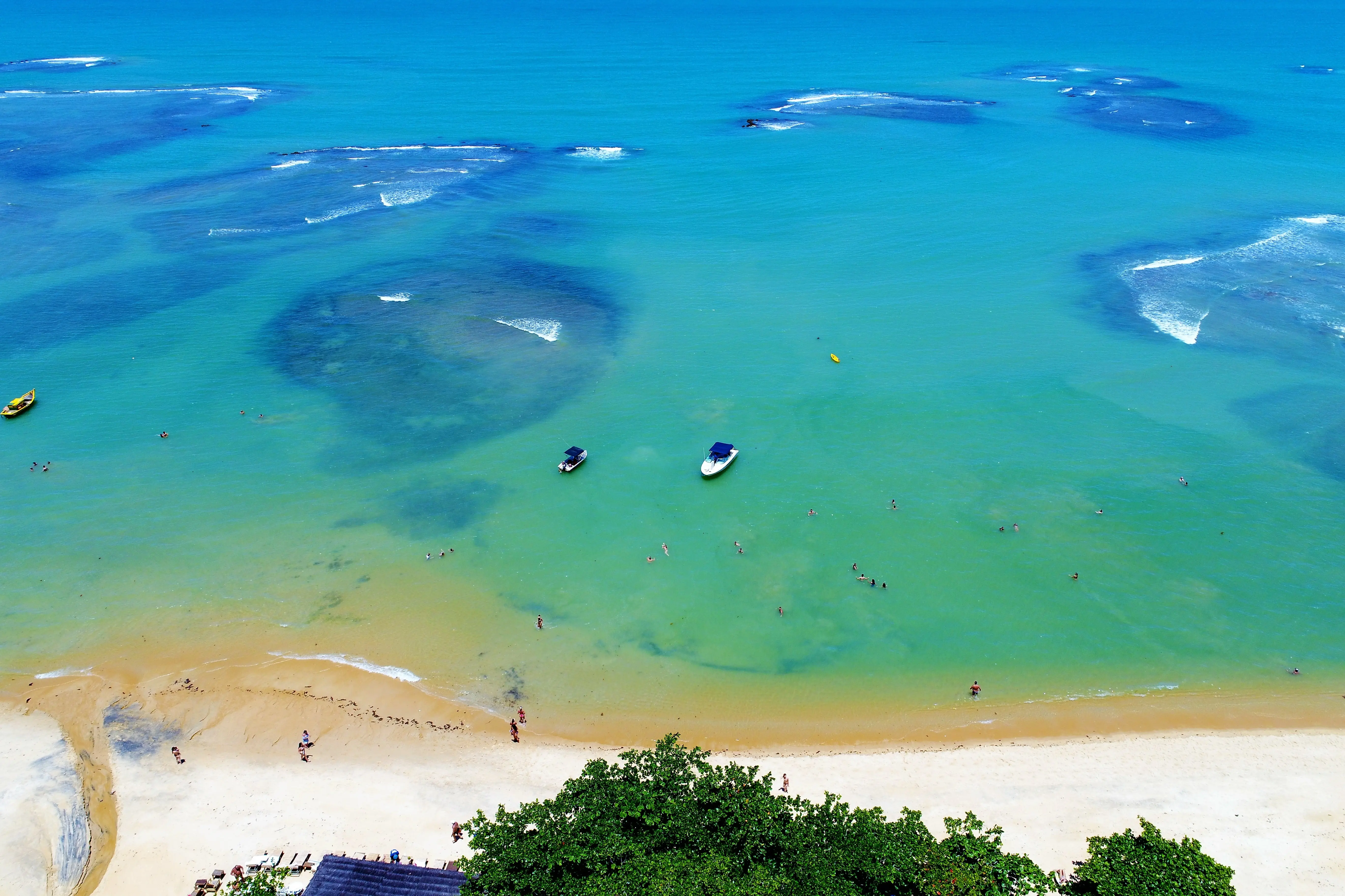 essa é considerada uma das praias mais lindas do Brasil!