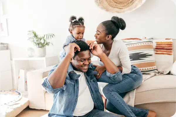 família feliz e protegida