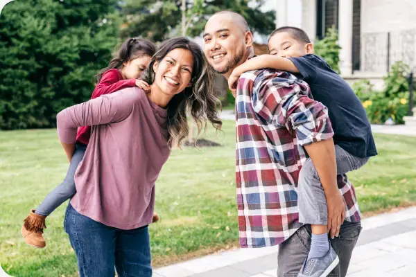 uma familia protegida com seu seguro viagem