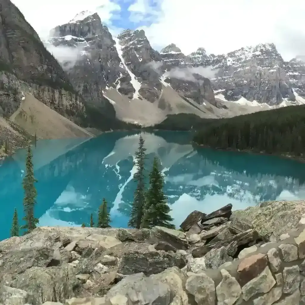 Descubra os melhores destinos para visitar em Junho [2026]!