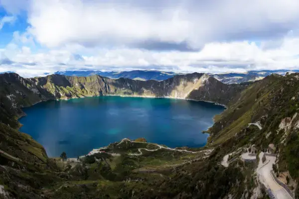 Laguna Quilotoa, no Equador (Fonte: Canva)