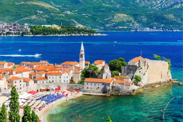 Budva Montenegro (Fonte: Canva)