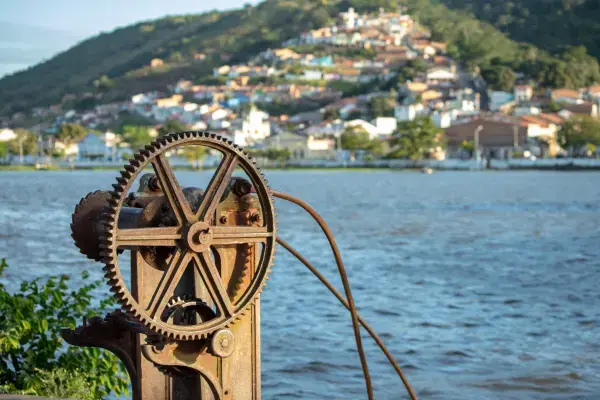 Vista do Rio Paraguaçu em Cachoeira, Bahia (Fonte: Canva)