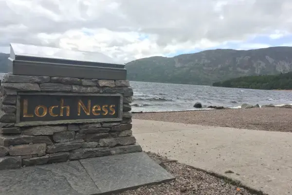 Lago Ness, famoso lago na Escócia