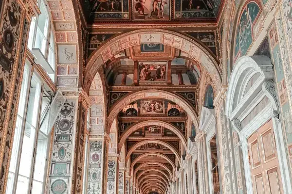 As Loggias do Vaticano, Palácio Apostólico