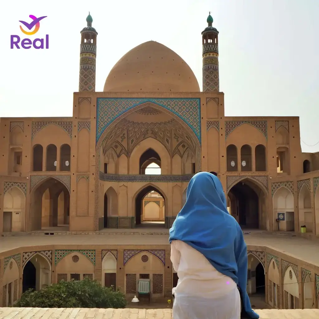 imagem capa do post Turismo no Irã: como está o país das maravilhas esquecidas?