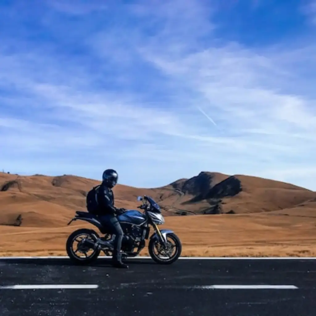 imagem capa do post Viagem de moto: tudo que você precisa saber!