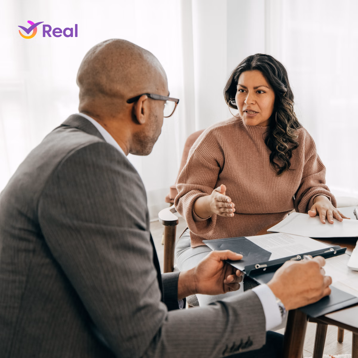 imagem de capa da publicação Seguro viagem: uma nova oportunidade para corretores de seguros com a Real