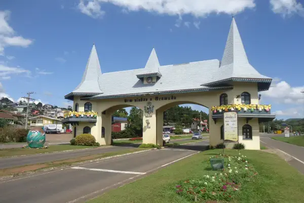 entrada de gramado