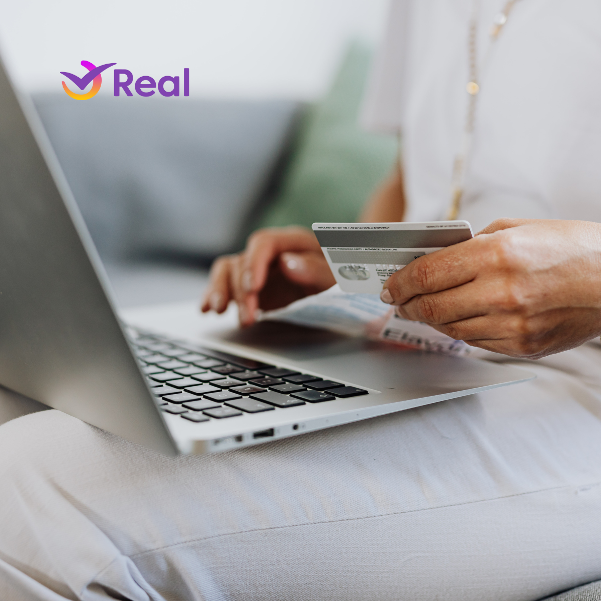 imagem capa do post Seguro Viagem Caixa: como funciona, quem tem direito e vale a pena?