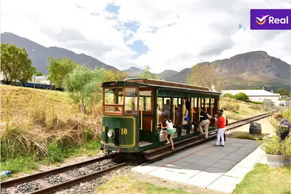 Bondinho Franschhoek Wine Tram nas vinícolas, seguro viagem África do Sul