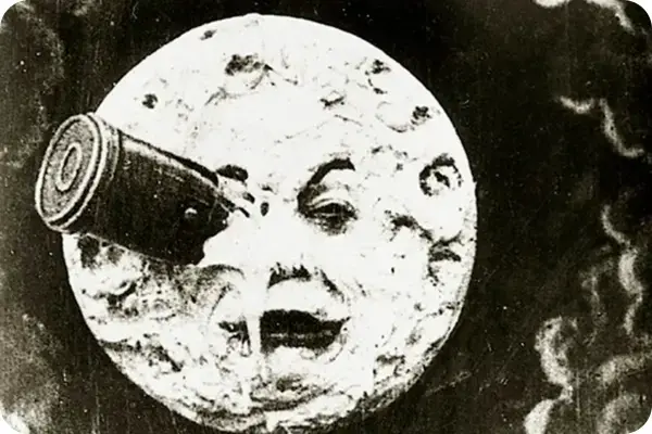 Antiga casa dos irmãos Lumière, com exposições de câmeras e filmes pioneiros.