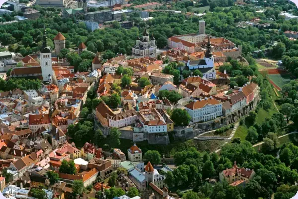 Tallinn Medieval Old Town - Toompea Hill | The unique value