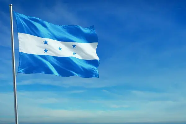 Bandeira de Honduras balançando ao vento